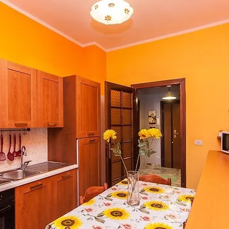 דירה Ostiense Apartment